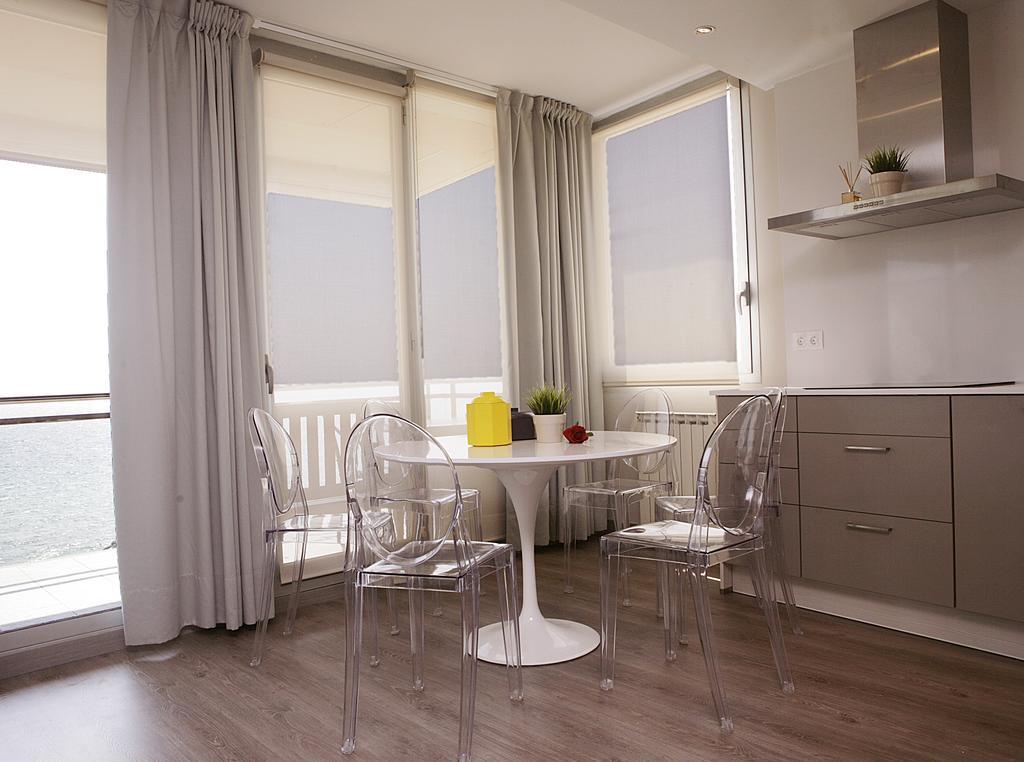 Great Sea-Side Barcelona Apartment Badalona Bagian luar foto